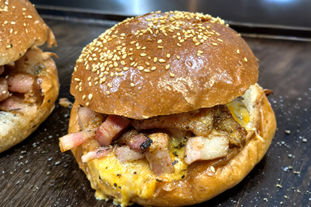 BIGベーコンスマッシュバーガー